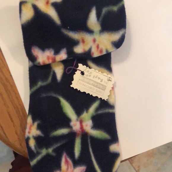 Handmade, Burp Cloths, Fleece, set of 2, about 12 Inches By 6 Inches - Picture 2 of 2